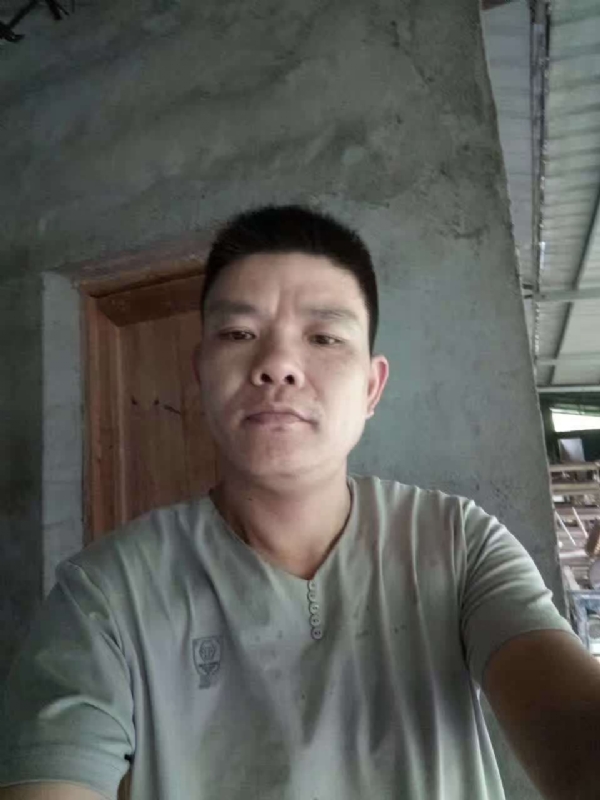 寻找幸福的第一张照片--丽水中老年相亲网